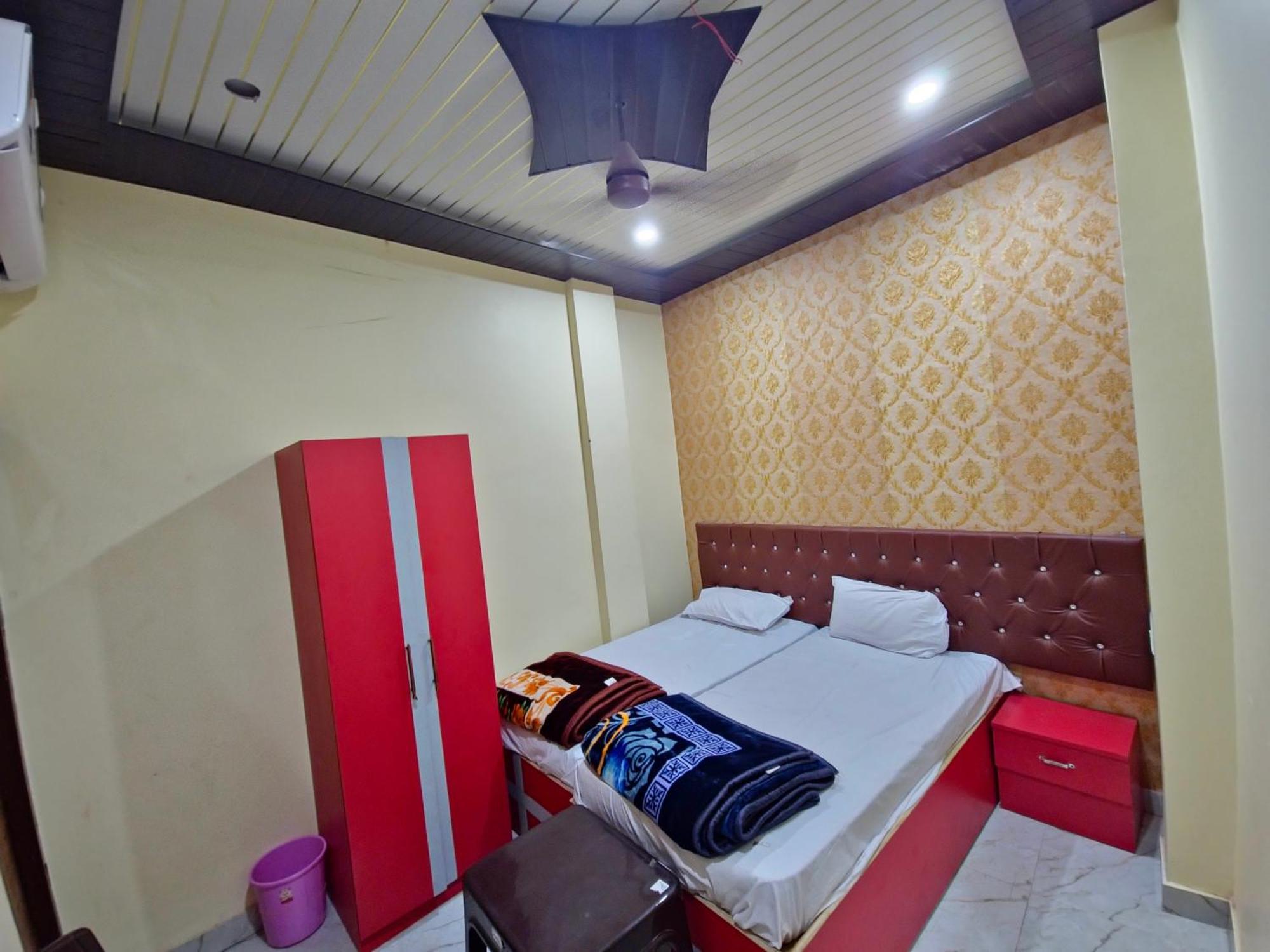 Hotel Kalika P Guest House Varanasi Exterior foto